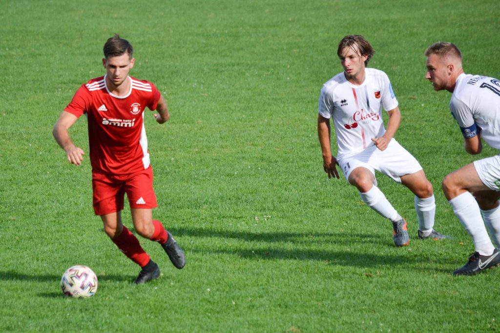 Bistričani neporaženi tudi po derbiju v Šmartnem